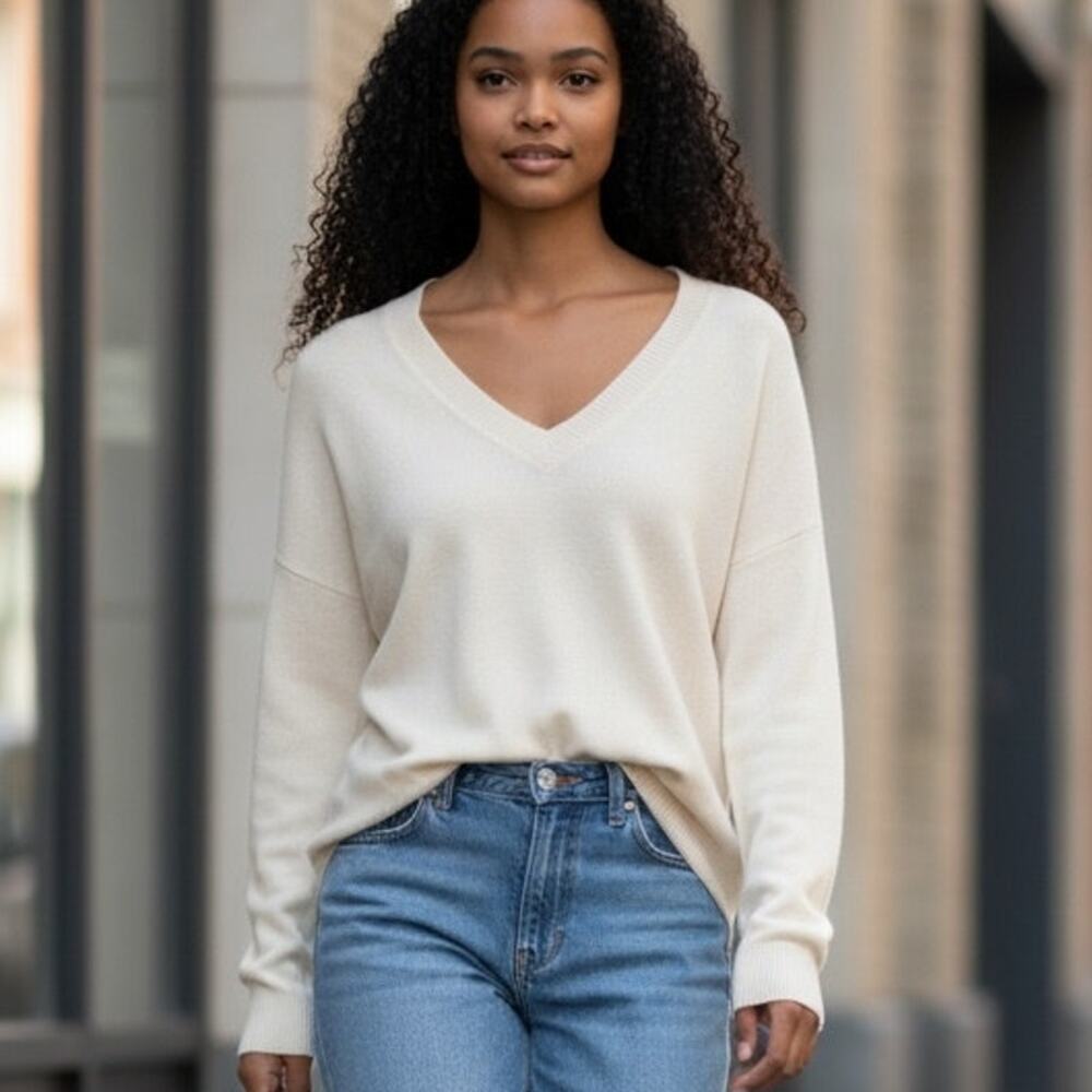 JCREW Women's Gustoso Italian Cashmere V Neck Seater-Cloud-M-VTG
